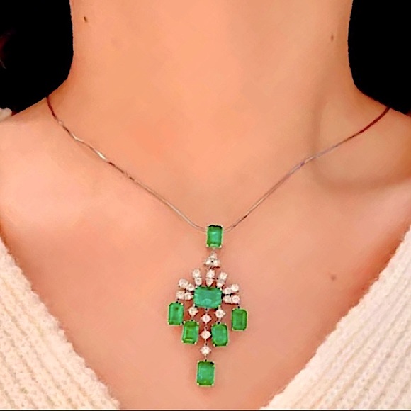 Vintage Emerald Sterling Silver Gemstone Statement Necklace - Picture 3 of 10